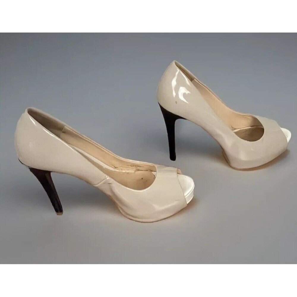 Guess Stiletto High Heels Peep Toe Nude Beige Black Platform 7.5 Shoes Going Out
